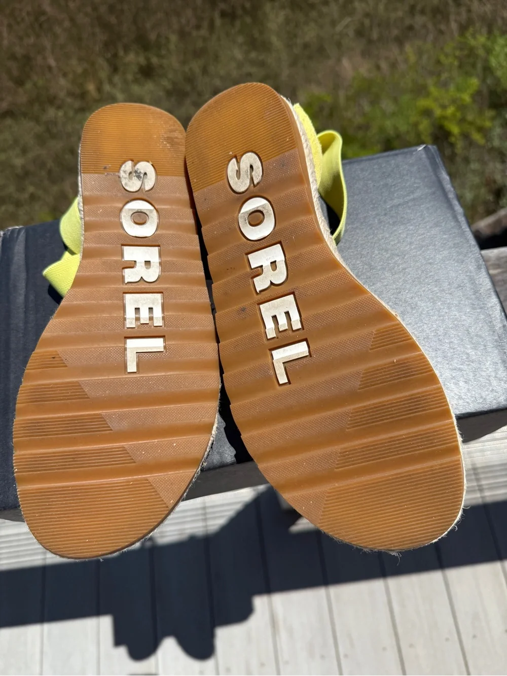 Sorel Ella II Yellow Crisscross Leather Espadrille Sandals - Women 8.5 US